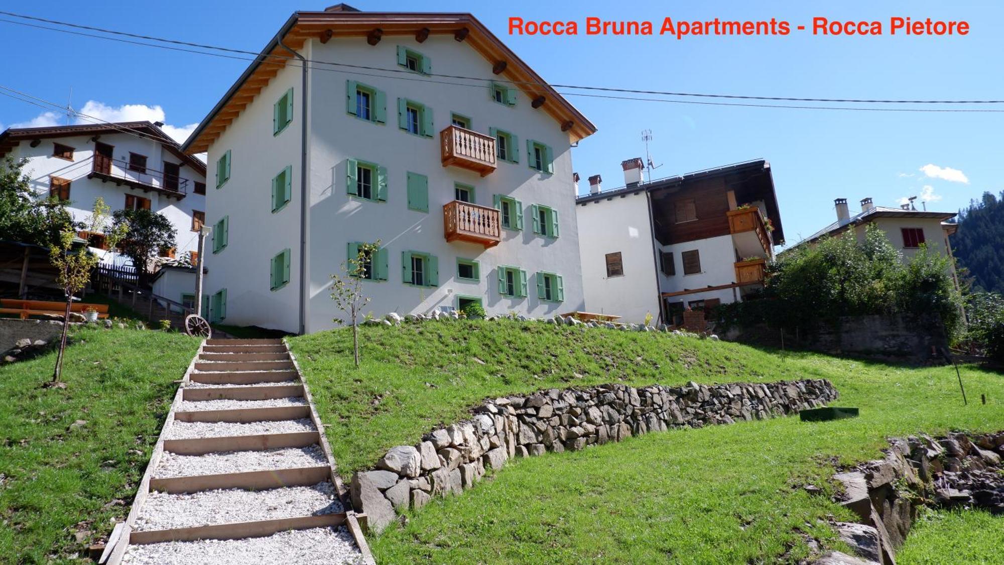 Appartamenti La Rocia Rocca Pietore Dış mekan fotoğraf